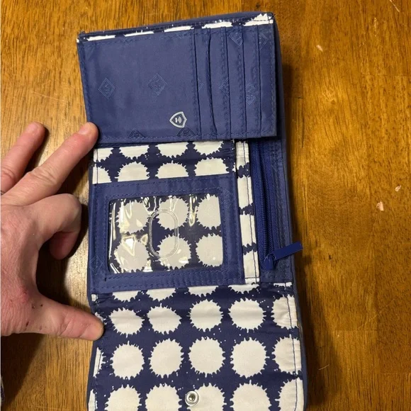 Vera Bradley Blue and White Wallet - Picture 3 of 6